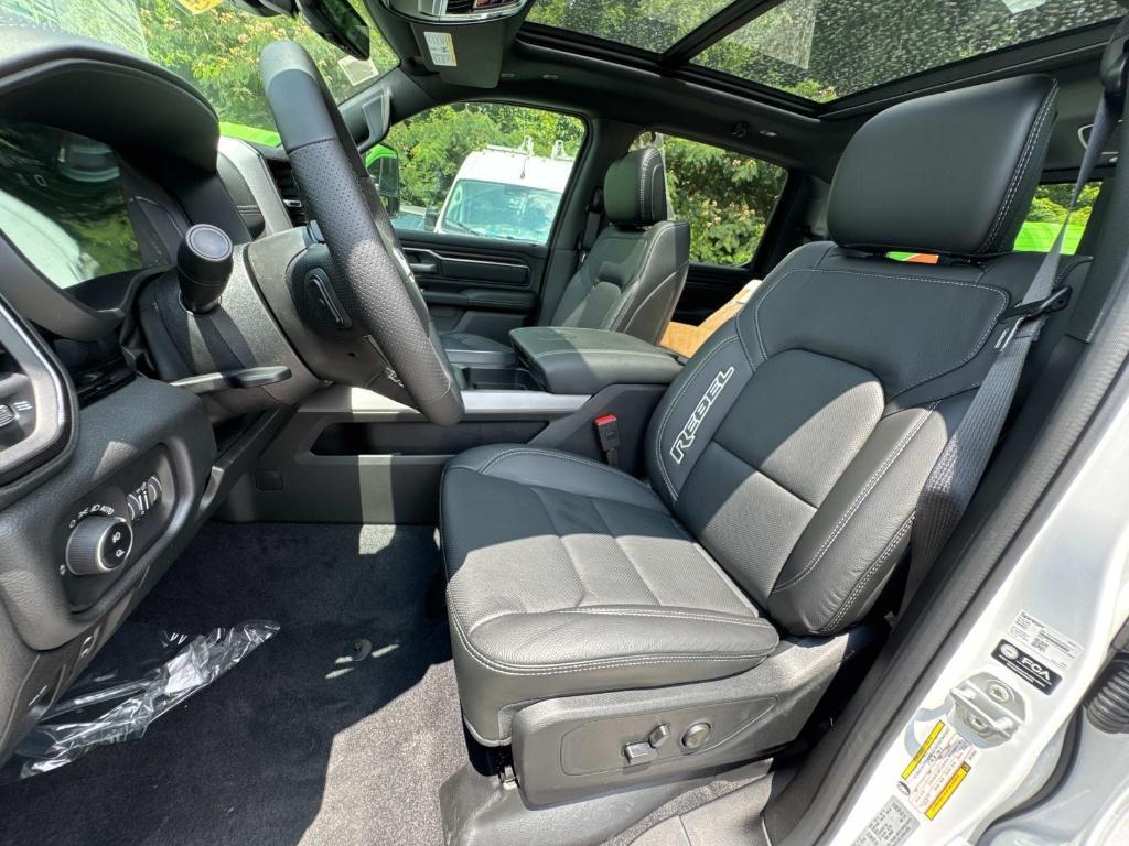 new 2025 Ram 1500 car, priced at $68,543