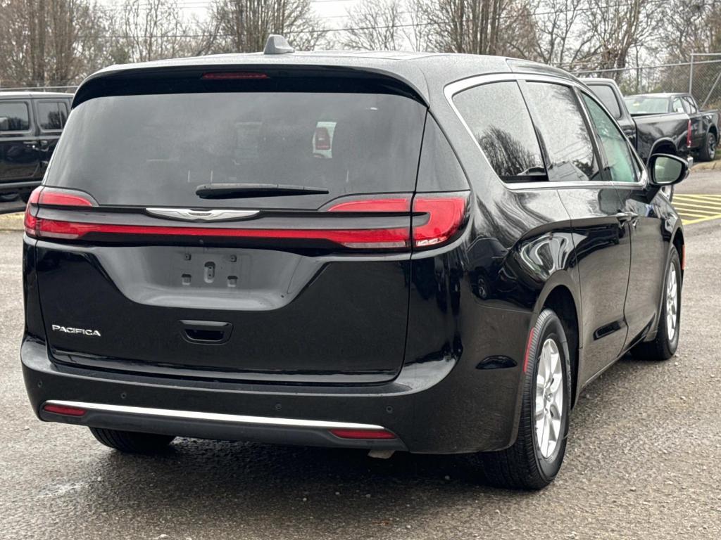 used 2024 Chrysler Pacifica car, priced at $30,600