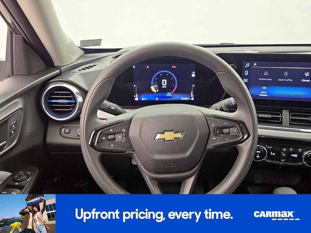 used 2025 Chevrolet Trax car, priced at $22,998