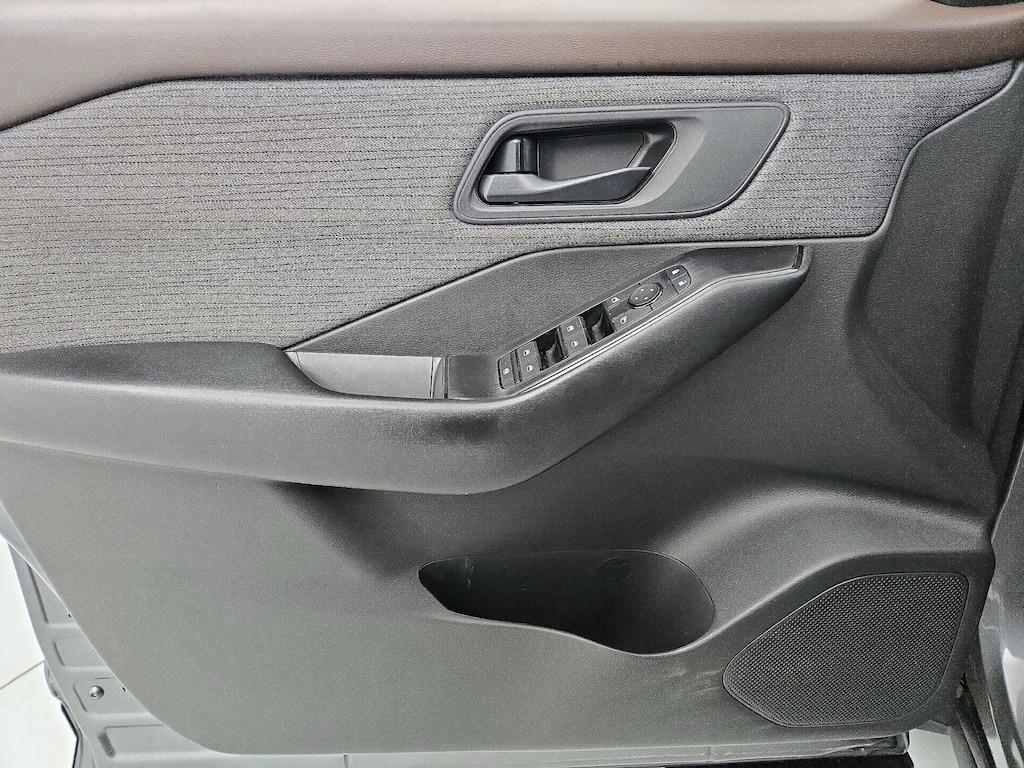 used 2023 Nissan Rogue car, priced at $24,998