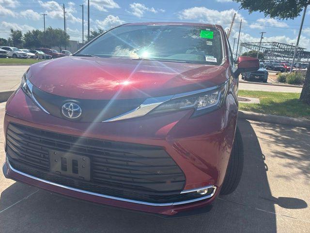 used 2023 Toyota Sienna car, priced at $42,470