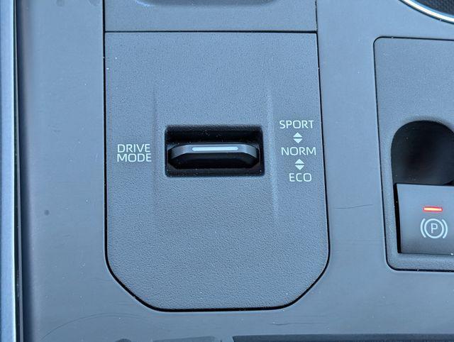 used 2024 Toyota Highlander car, priced at $41,101