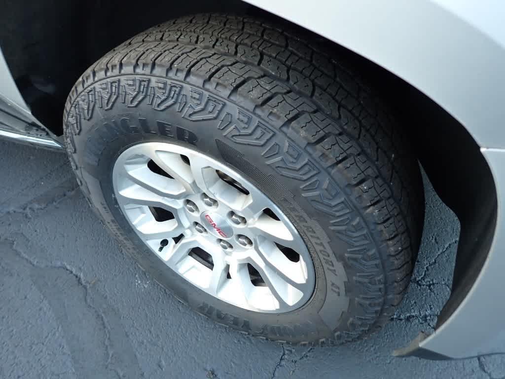 used 2019 GMC Yukon XL car, priced at $26,775
