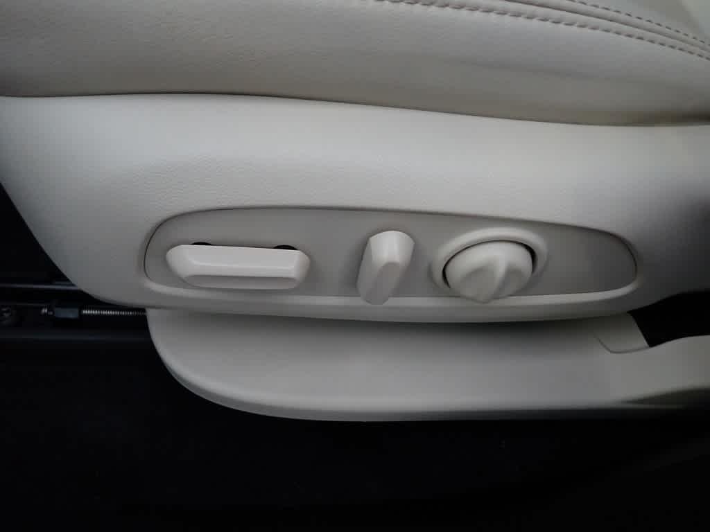 used 2023 Buick Enclave car, priced at $29,625