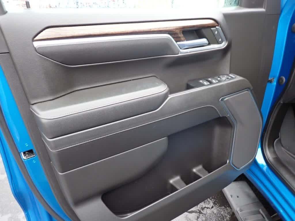 used 2022 GMC Sierra 1500 car, priced at $38,550