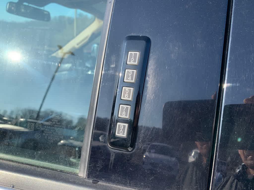used 2022 Ford F-250 car, priced at $48,998