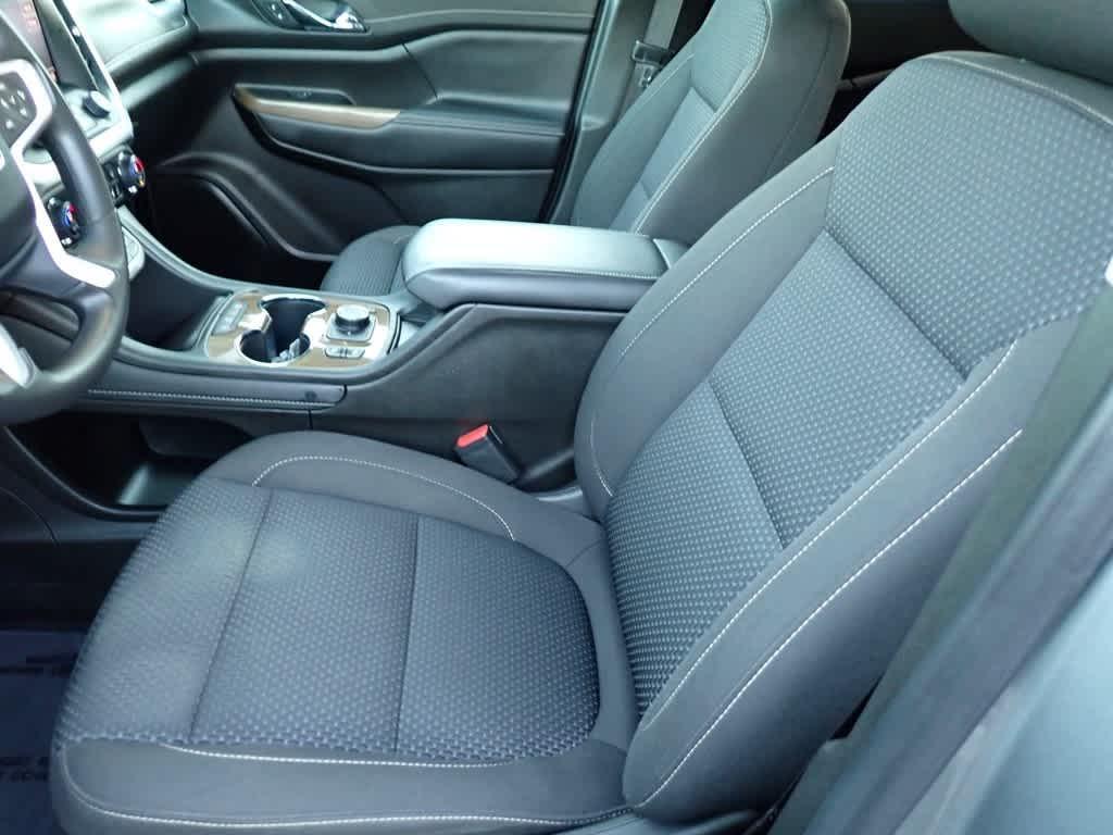 used 2023 GMC Acadia car, priced at $27,998