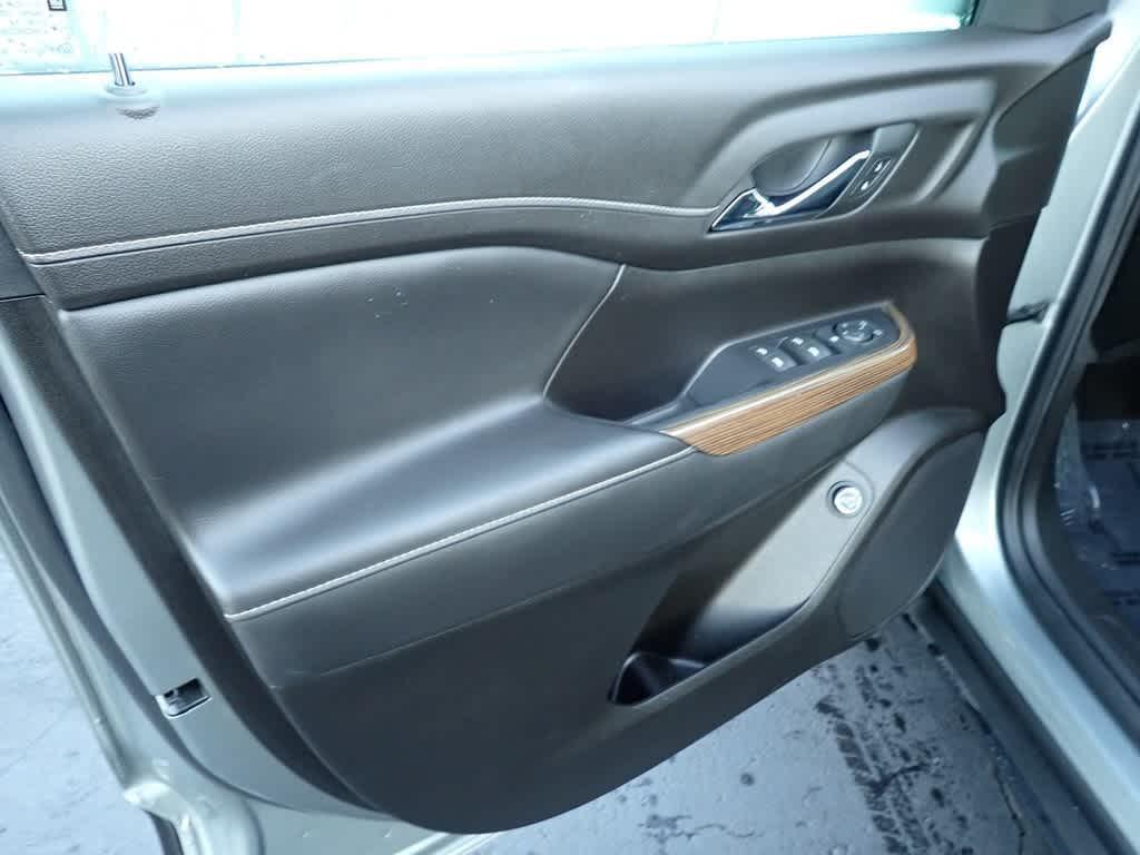 used 2023 GMC Acadia car, priced at $27,998