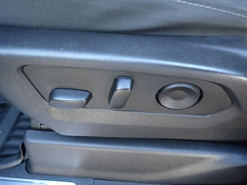 used 2023 GMC Sierra 1500 car, priced at $38,425