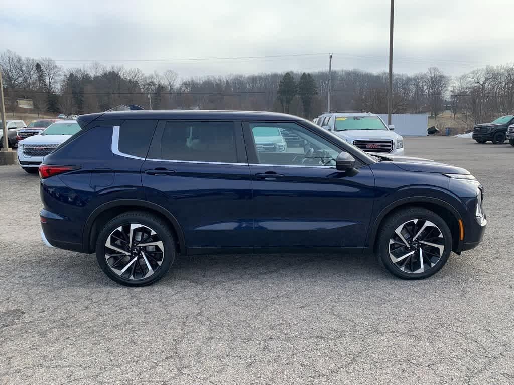 used 2022 Mitsubishi Outlander car, priced at $21,425