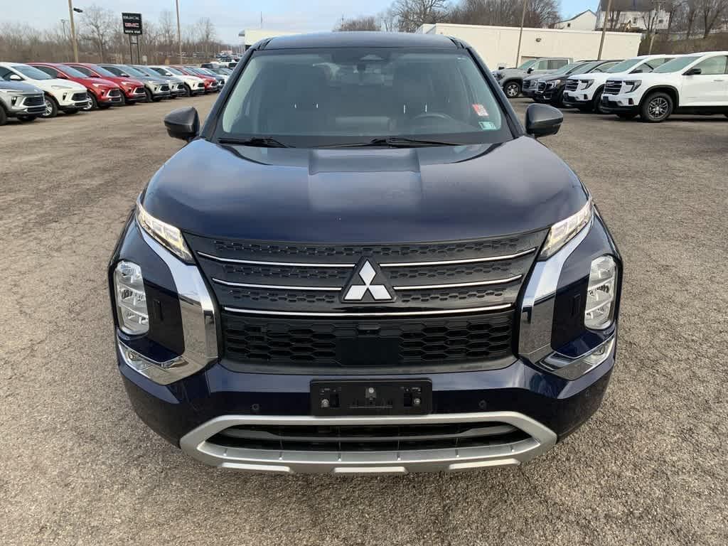 used 2022 Mitsubishi Outlander car, priced at $21,425