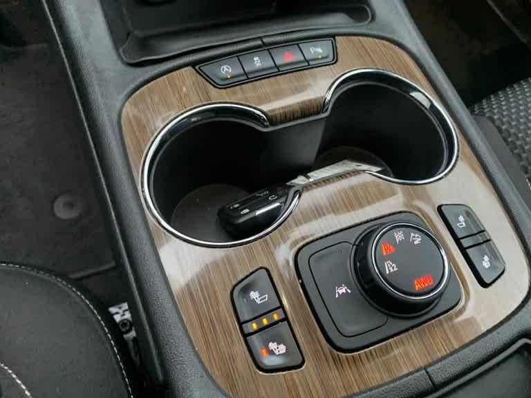 used 2023 GMC Acadia car, priced at $29,400