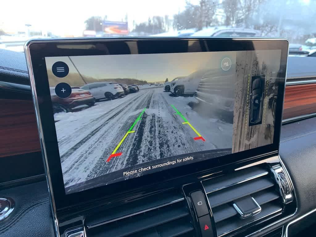 used 2024 Lincoln Navigator car, priced at $77,725