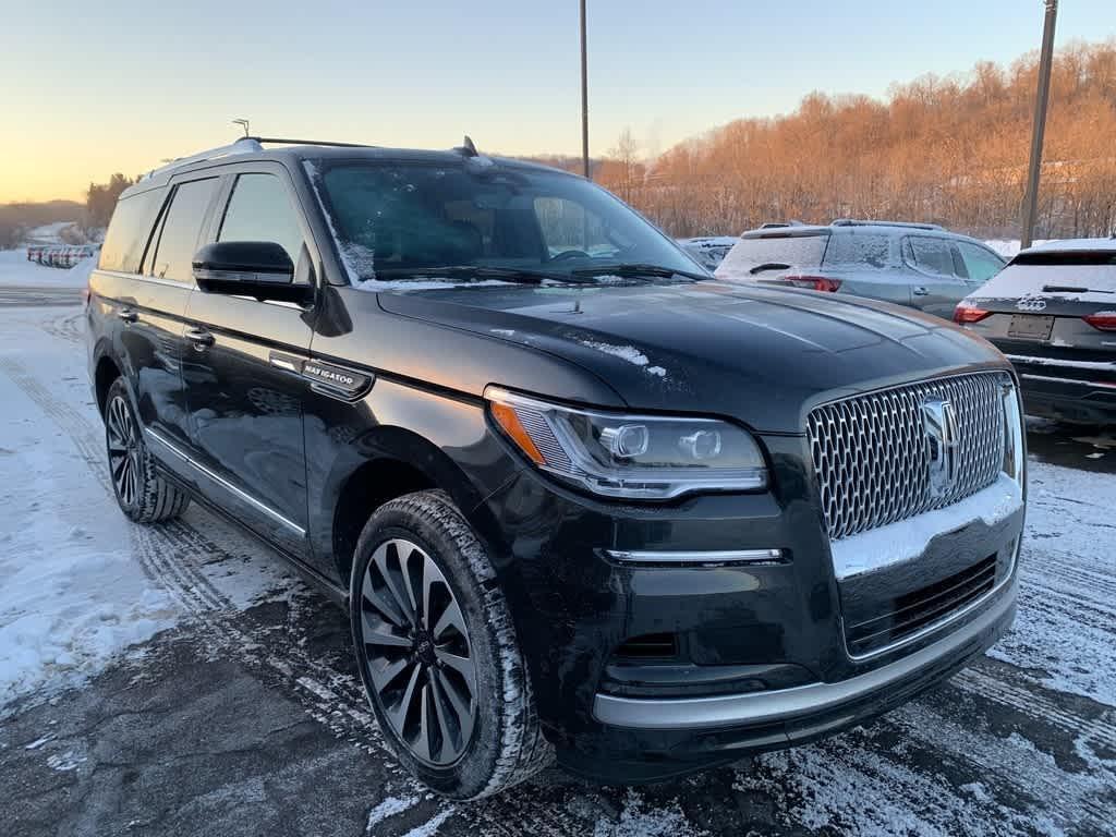 used 2024 Lincoln Navigator car, priced at $77,725