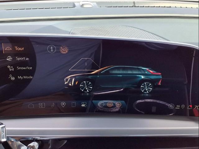 new 2025 Cadillac LYRIQ car, priced at $79,605