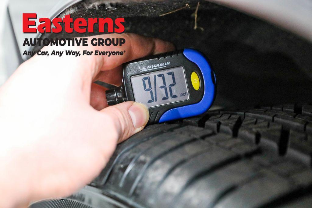 Gray Metallic 2024 Ford Edge SEL