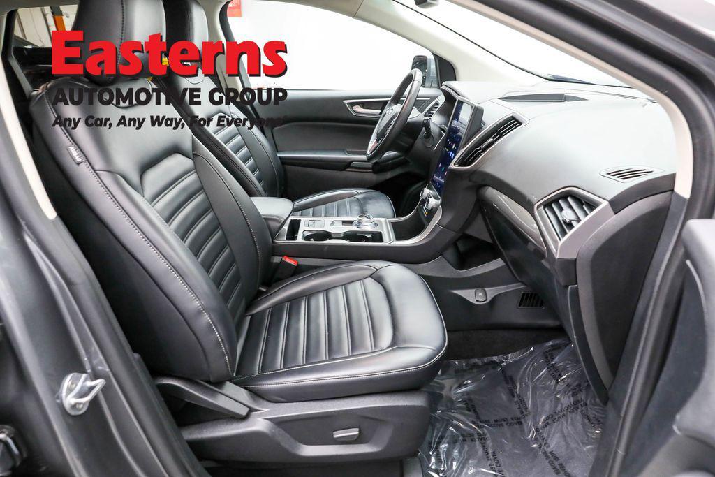 Gray Metallic 2024 Ford Edge SEL