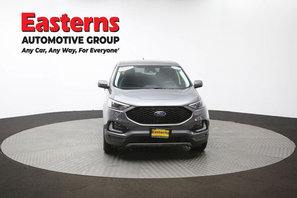 Gray Metallic 2024 Ford Edge SEL