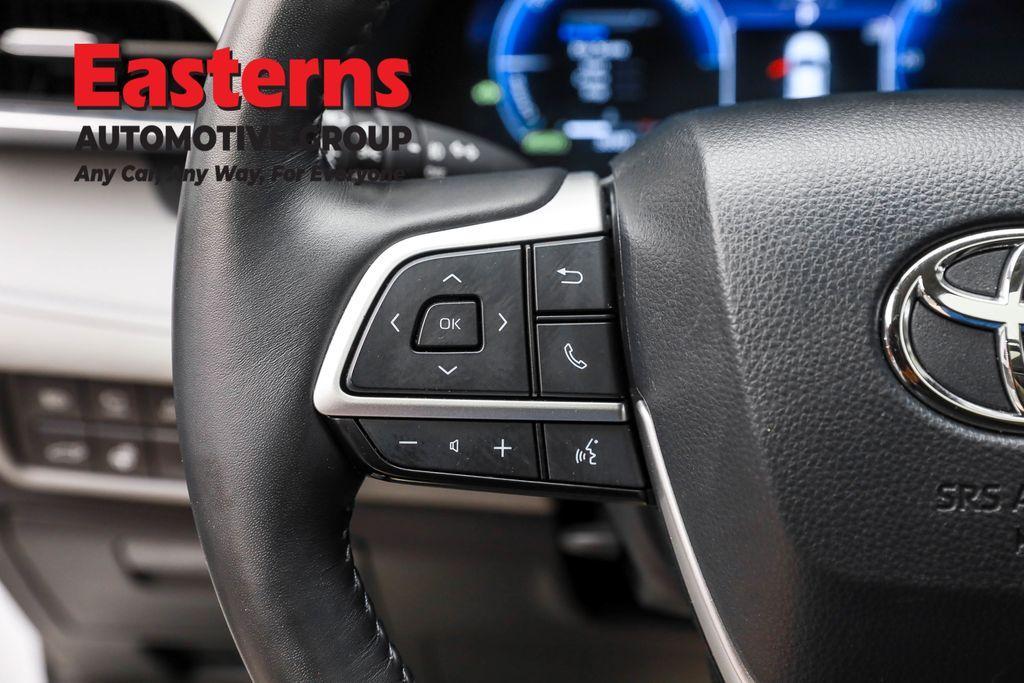 used 2024 Toyota Highlander Hybrid car, priced at $51,950