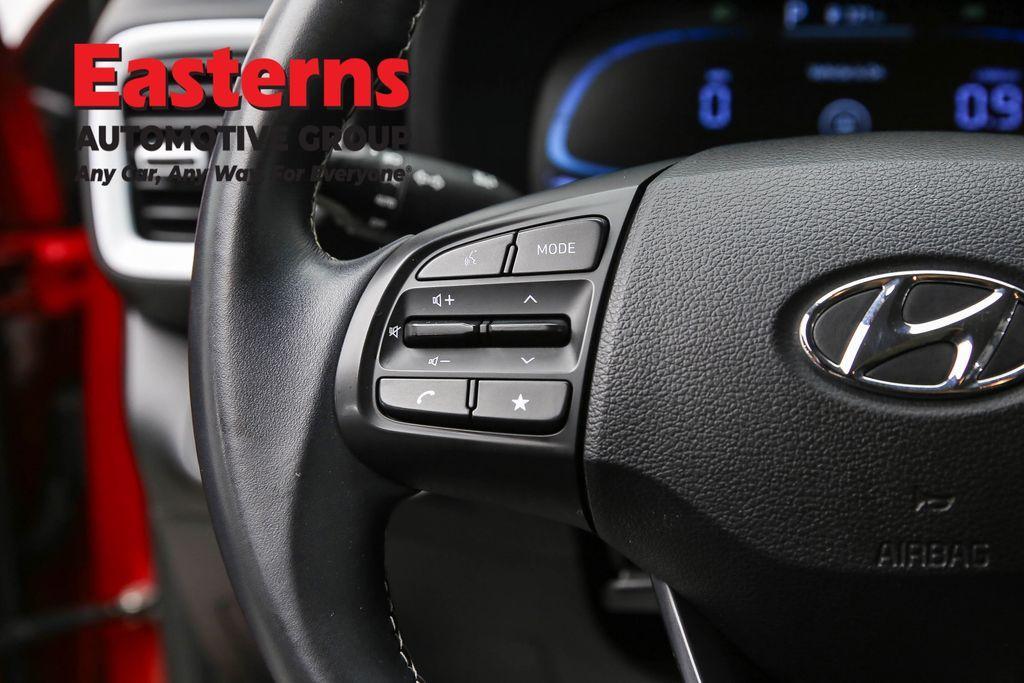 used 2023 Hyundai Venue car, priced at $19,289