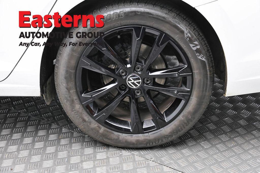 used 2024 Volkswagen Jetta car, priced at $19,289
