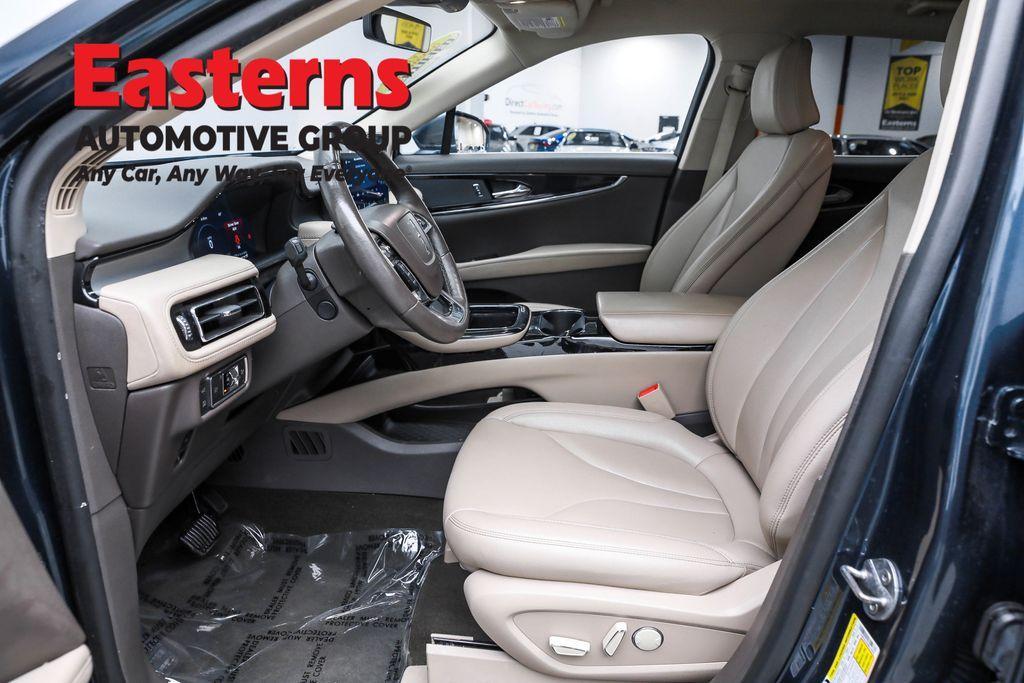 used 2022 Lincoln Nautilus car, priced at $25,950