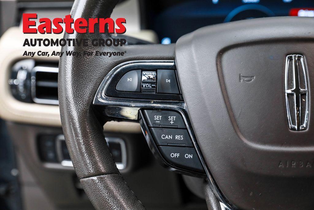 used 2022 Lincoln Nautilus car, priced at $25,950