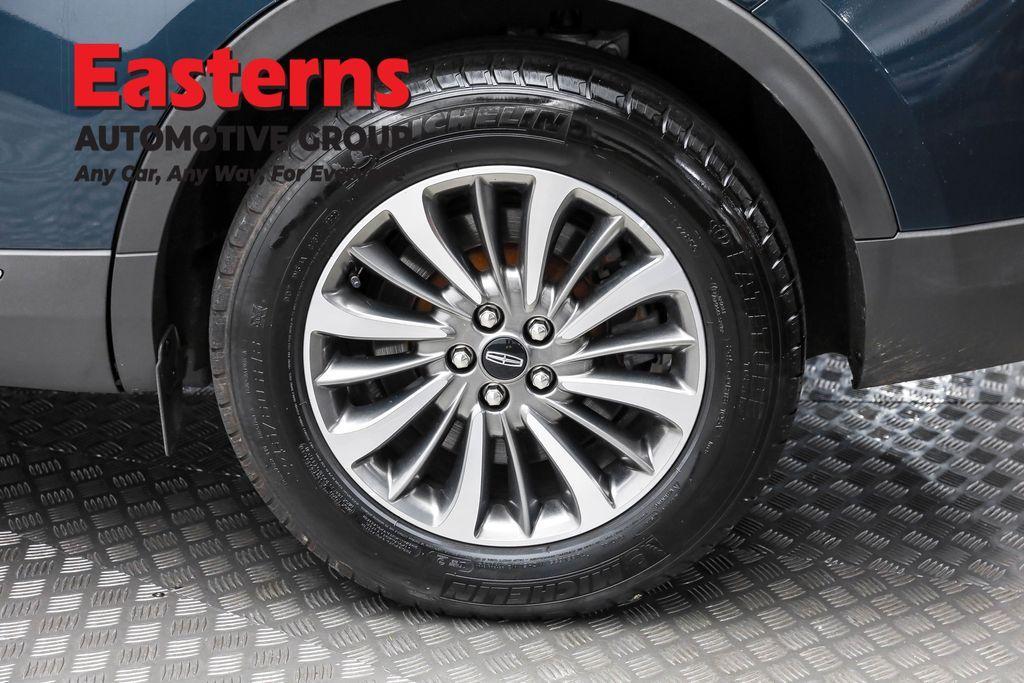 used 2022 Lincoln Nautilus car, priced at $25,950