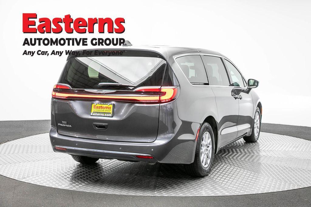 used 2023 Chrysler Pacifica car, priced at $23,274