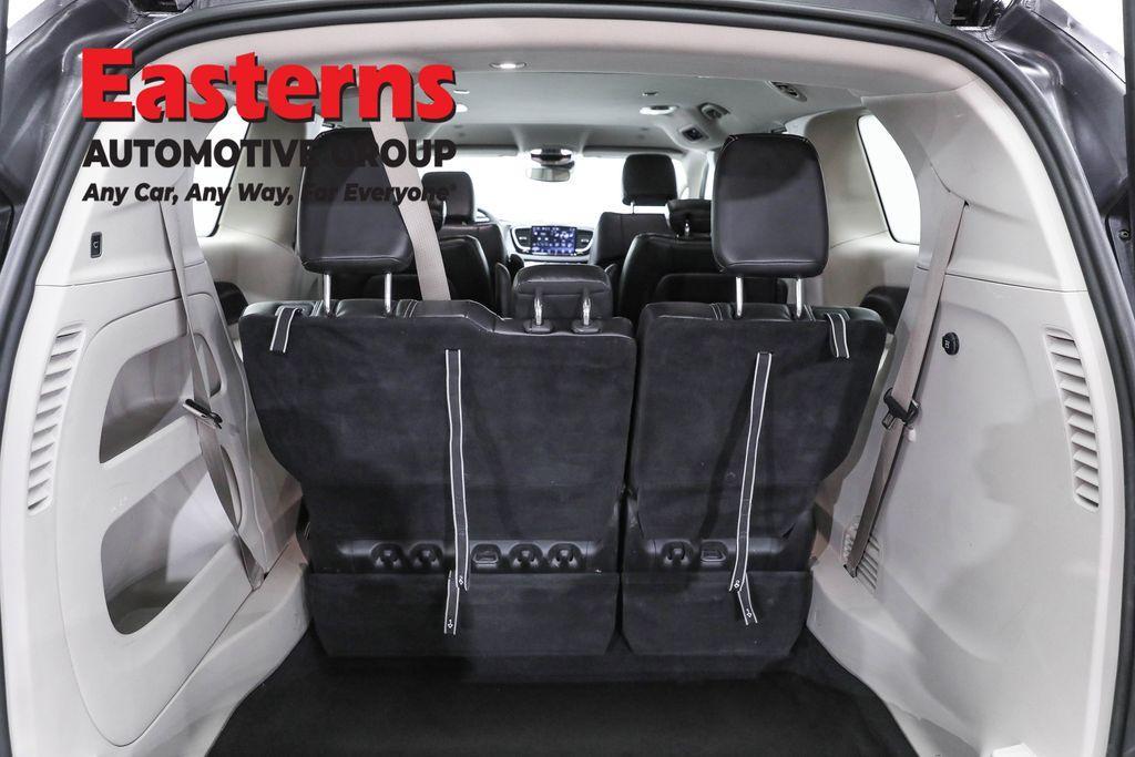 used 2023 Chrysler Pacifica car, priced at $23,074