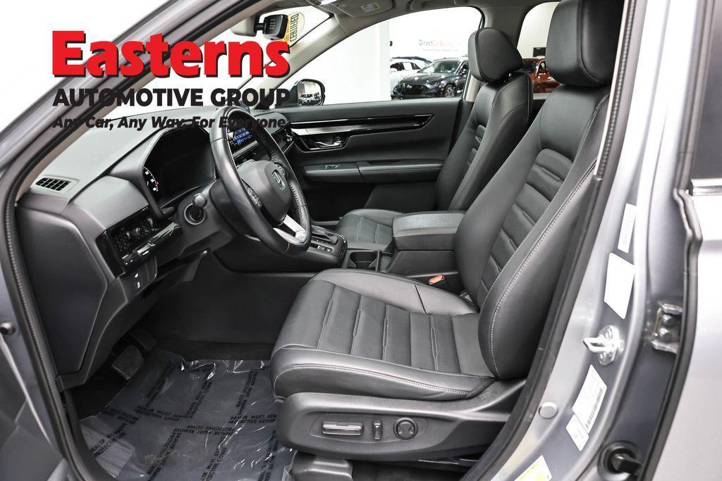 used 2025 Honda CR-V car, priced at $32,675