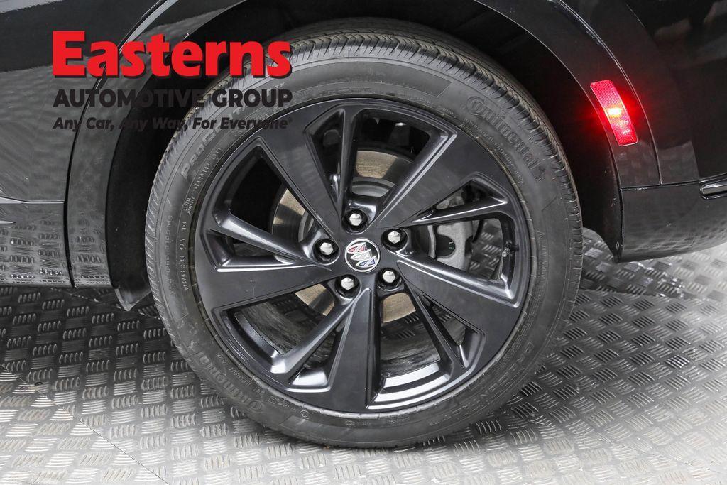 used 2023 Buick Envision car, priced at $22,075