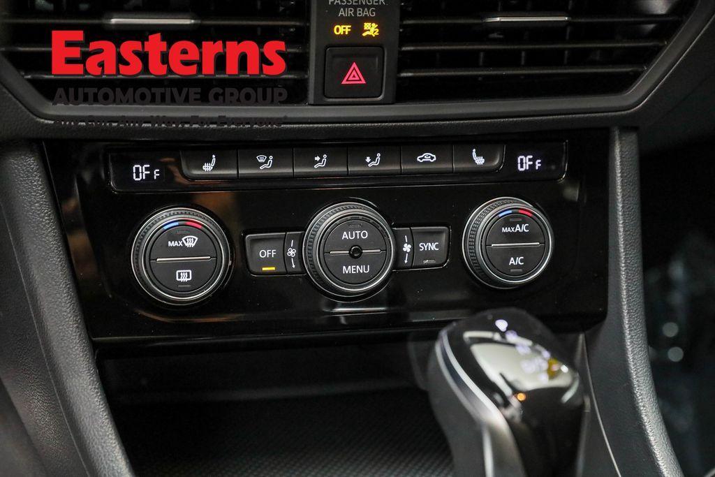 used 2024 Volkswagen Jetta car, priced at $21,090