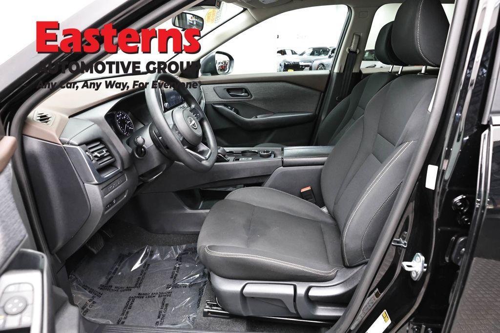 used 2023 Nissan Rogue car, priced at $21,289
