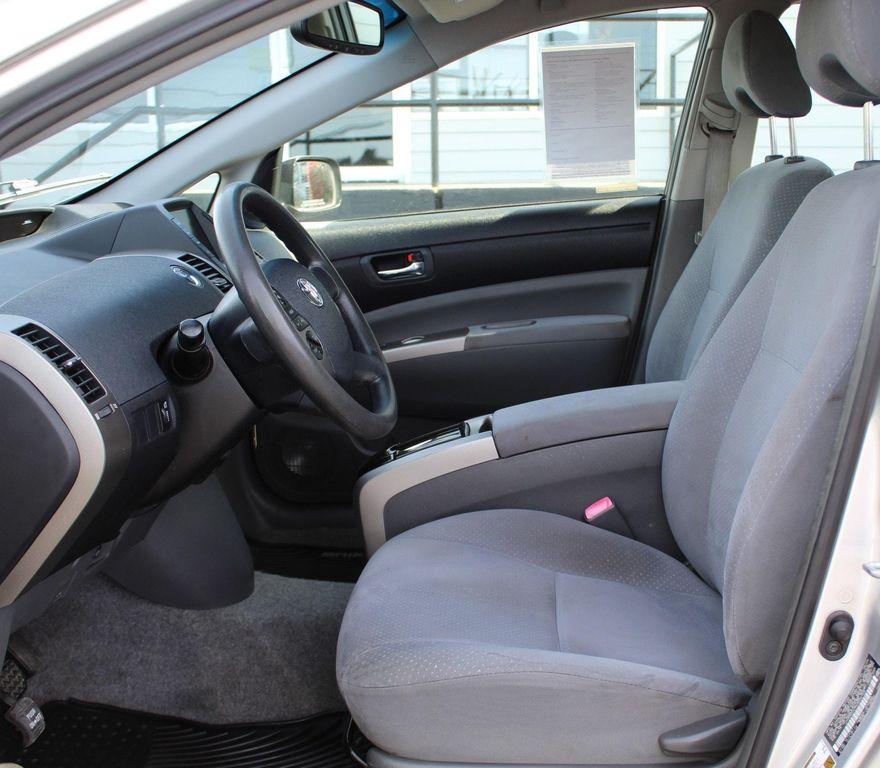 used 2006 Toyota Prius car, priced at $5,995