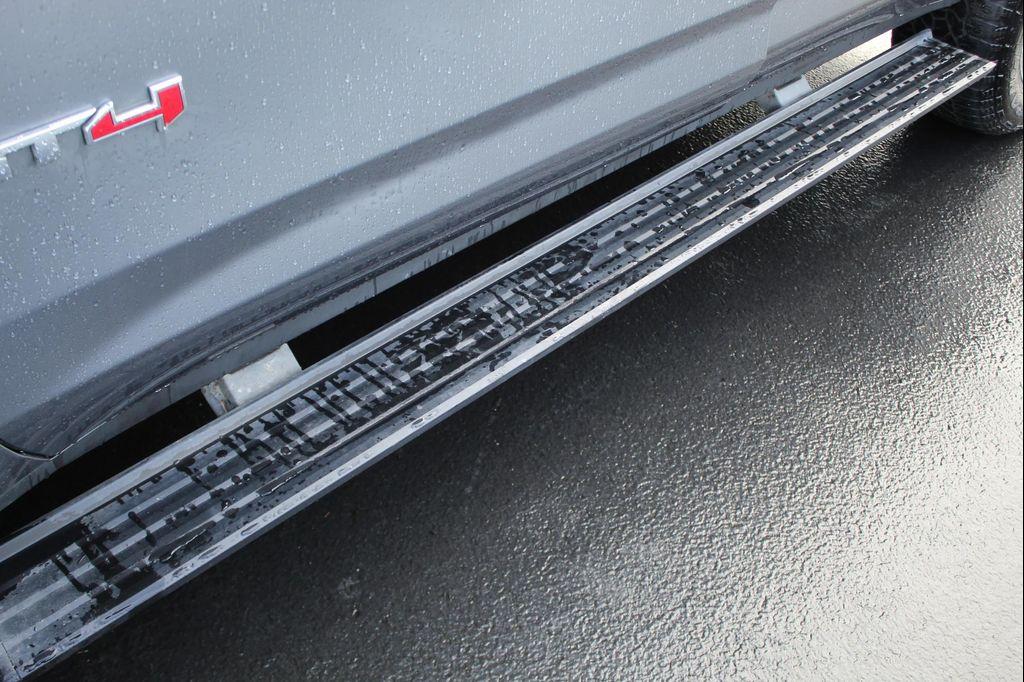 used 2021 GMC Yukon car, priced at $45,995