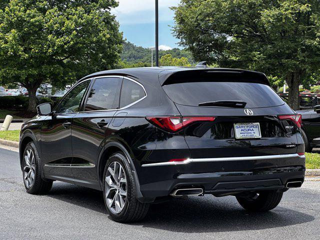 used 2022 Acura MDX car, priced at $35,000