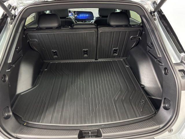 new 2026 Chevrolet Equinox EV car, priced at $33,465