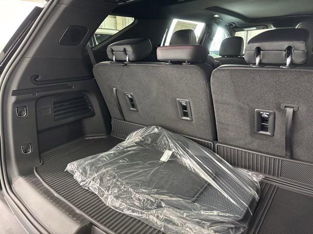 new 2026 Chevrolet Traverse car, priced at $54,590