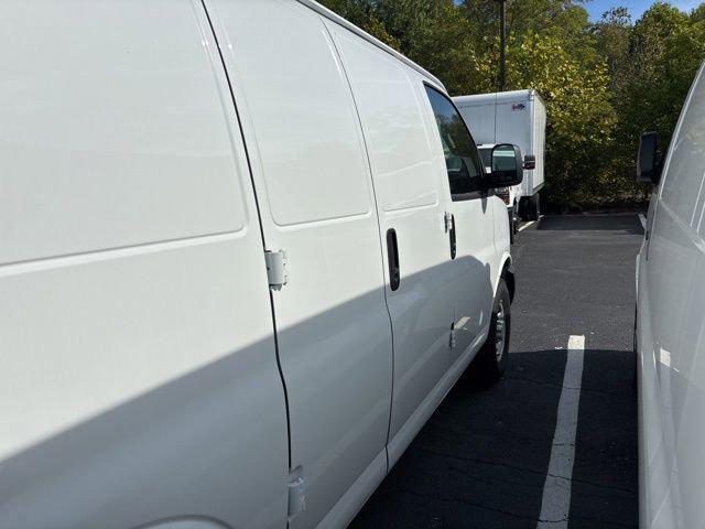 new 2025 Chevrolet Express 2500 car, priced at $50,670