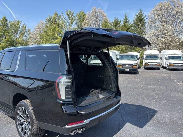 new 2026 Chevrolet Suburban car, priced at $92,180