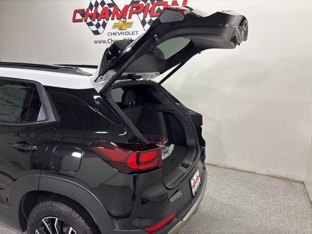 new 2025 Chevrolet TrailBlazer car, priced at $29,950