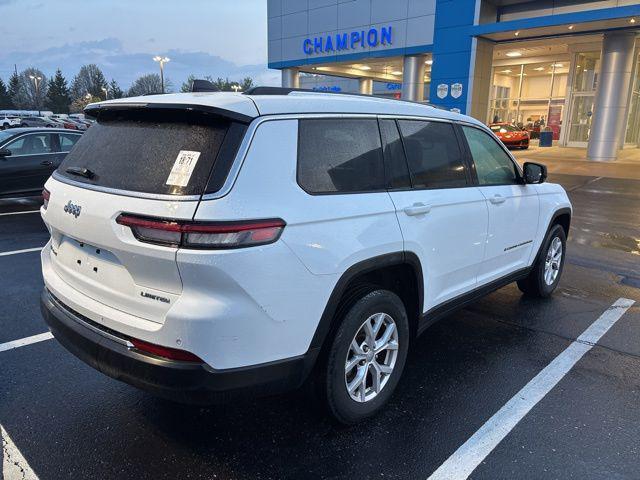 used 2022 Jeep Grand Cherokee L car, priced at $30,191