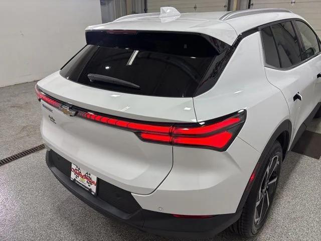 new 2026 Chevrolet Equinox EV car, priced at $33,465