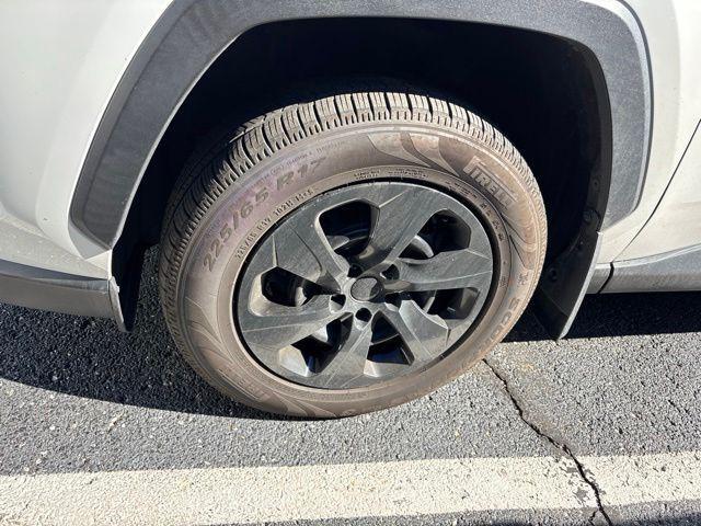 used 2020 Toyota RAV4 car, priced at $24,008