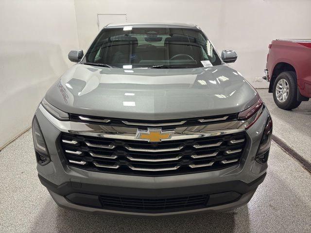 new 2026 Chevrolet Equinox car, priced at $32,092
