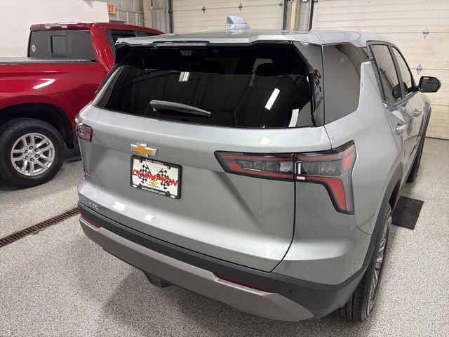 new 2026 Chevrolet Equinox car, priced at $32,092