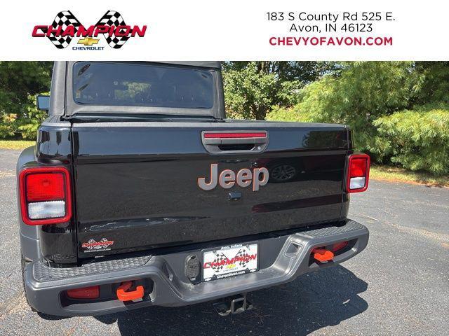 used 2022 Jeep Gladiator car, priced at $30,182