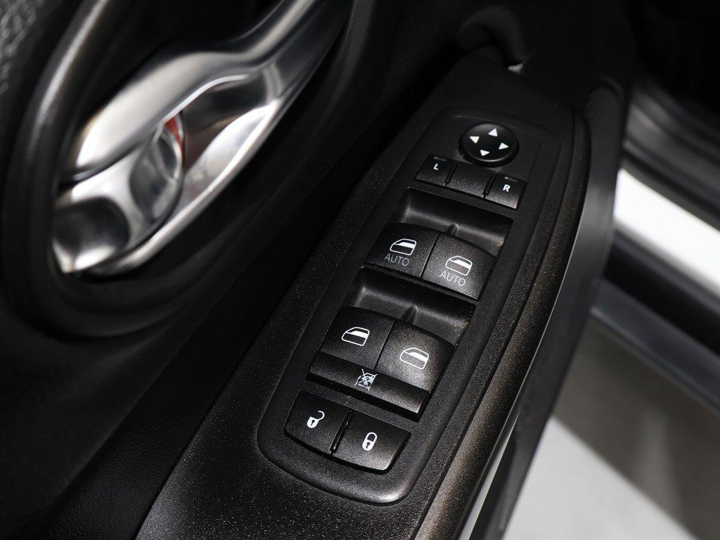 used 2020 Jeep Cherokee car, priced at $14,993