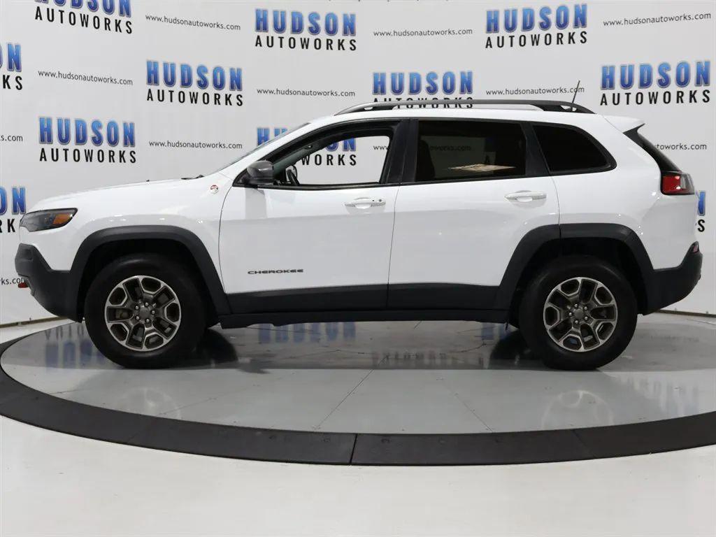 used 2020 Jeep Cherokee car, priced at $14,993